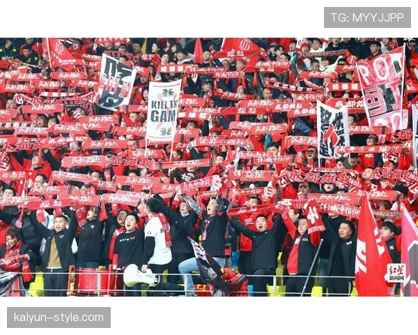 “凤凰山”的声浪：记录成都蓉城主场连续第40场上座率爆满