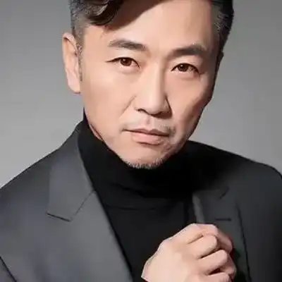 龚茵梨
